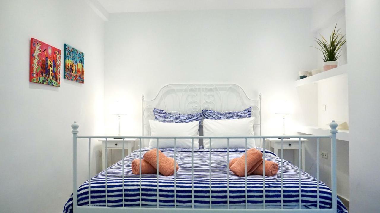 Cycladic Style Apt In Athensアパートメント エクステリア 写真